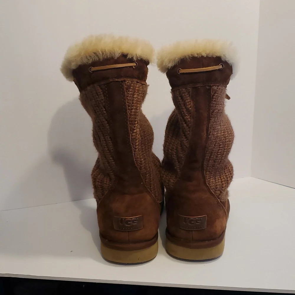 Ugg 5124 Suburb Crochet Heathered Brown Knit Boot Size 8